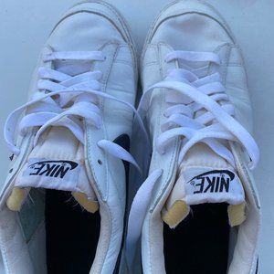 NIKE  BLAZERS LOW 77" VINTAGE